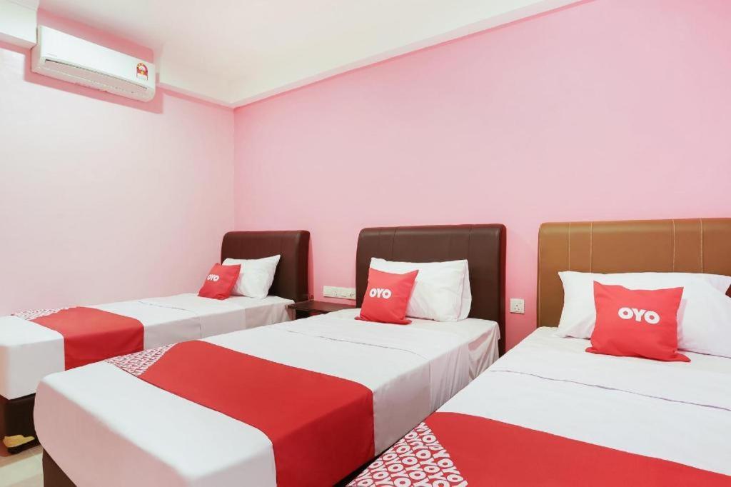 Oyo 89387 Sun Keerana Hotel Kelang Zewnętrze zdjęcie