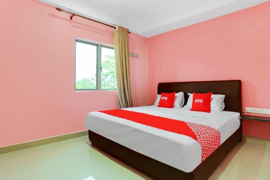 Oyo 89387 Sun Keerana Hotel Kelang Zewnętrze zdjęcie