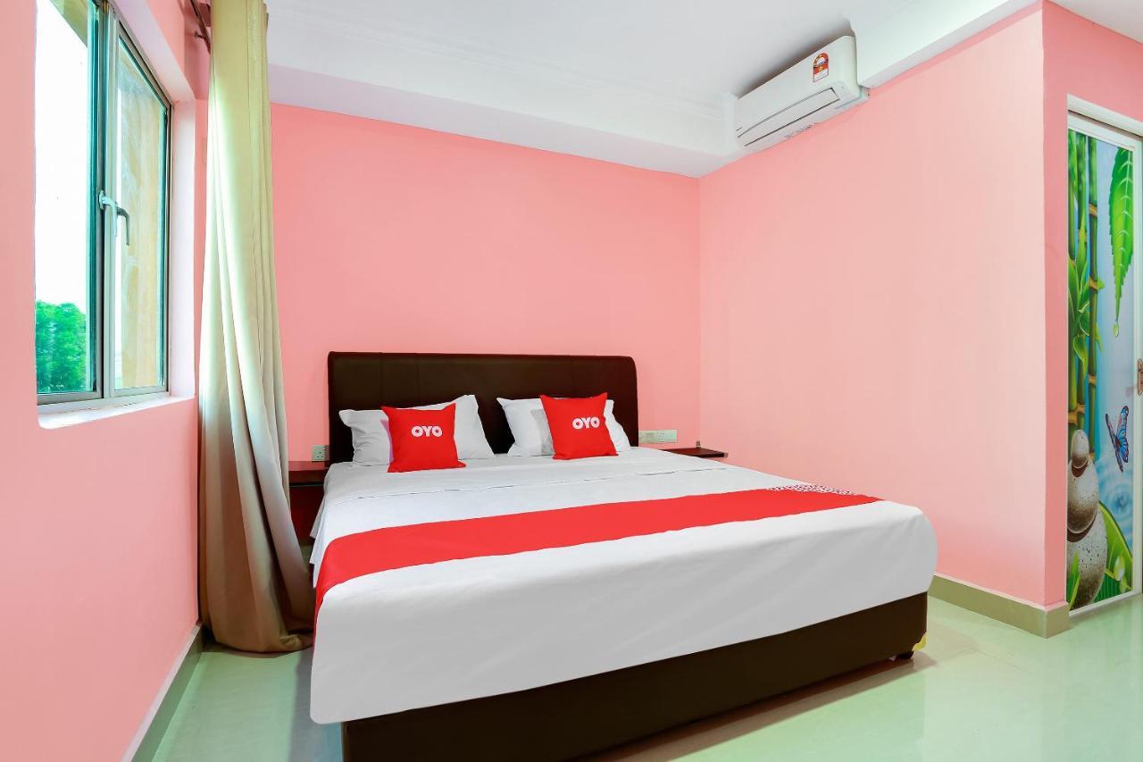 Oyo 89387 Sun Keerana Hotel Kelang Zewnętrze zdjęcie
